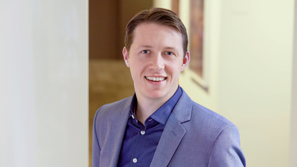 Andrew Stern headshot